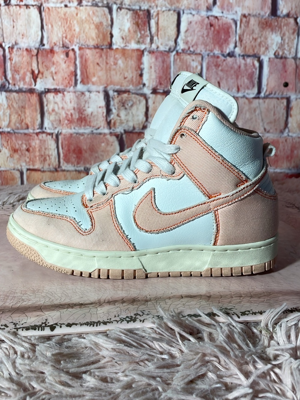 Nike Kids High-Top Sneakers in Peach and White